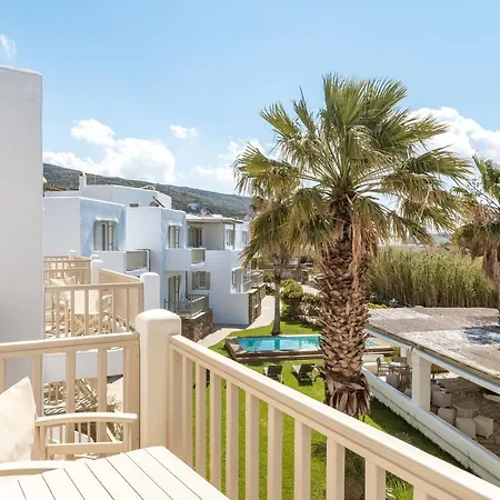 Ninemia Tinos Grand 203 3* Kionia