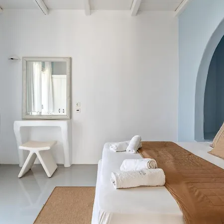Ninemia Tinos Grand 203 Kionia